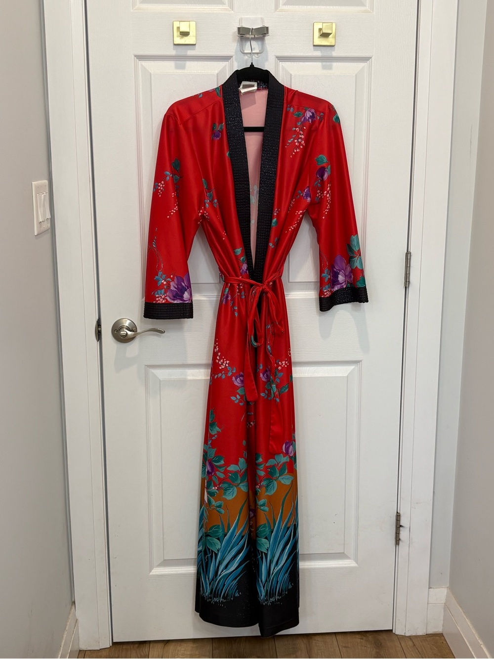 Vintage Sears Red Floral Long Kimono Robe #1475